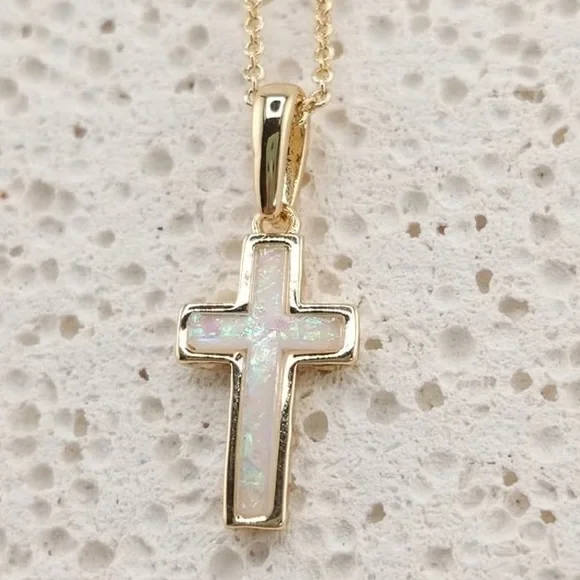 Kendra Scott Cross Gold Pendant Necklace in Kyocera Opal - Picture 3 of 4